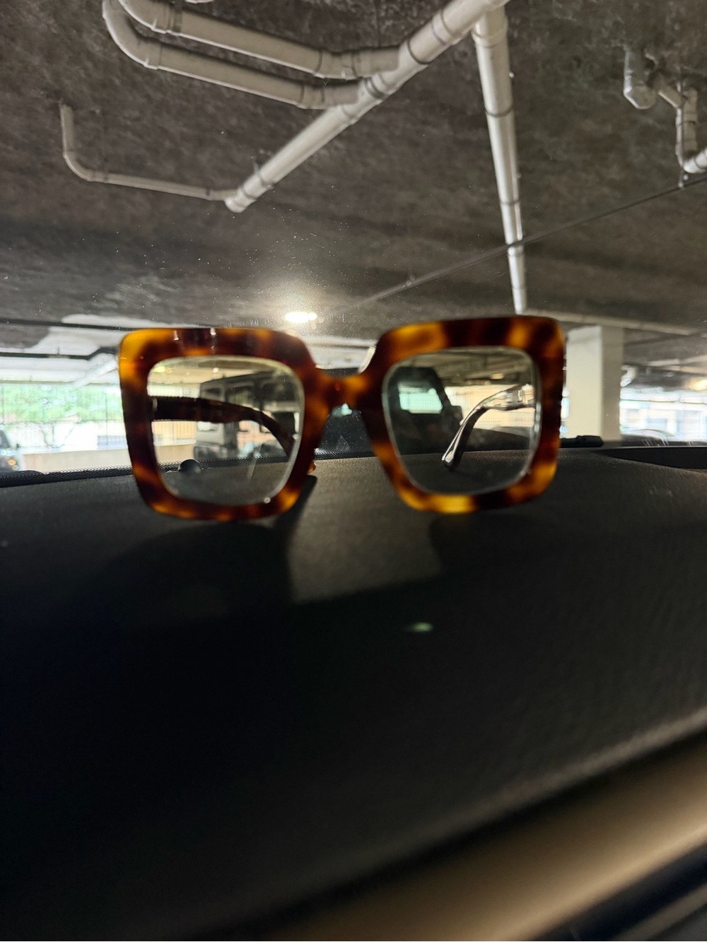 Gucci Tortoiseshell Square Sunglasses with Brown Gradient Lenses - Picture 8 of 8